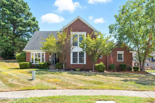 1613 Cristland Rd, Louisville, KY 40214