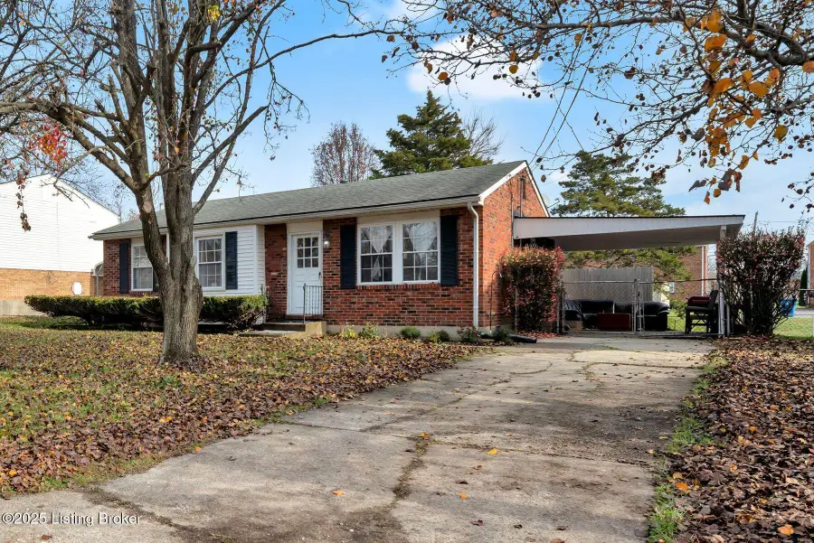 5011 Fairwood Ln, Louisville, KY 40291 - #3