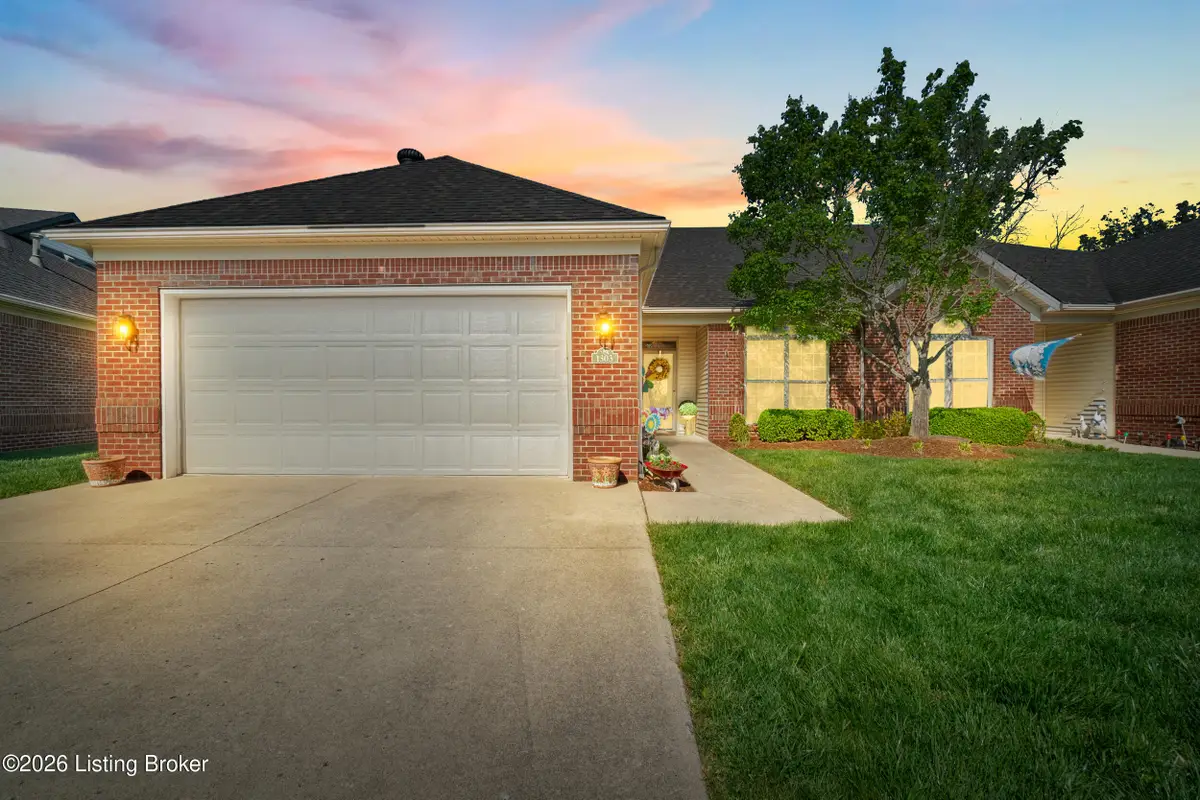 1303 Bent Willow Ln, Louisville, KY 40214 - #1