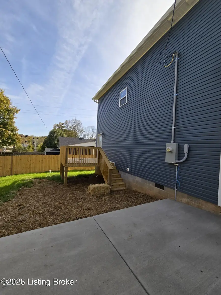 215 E Brown St, Elizabethtown, KY 42701 - #2