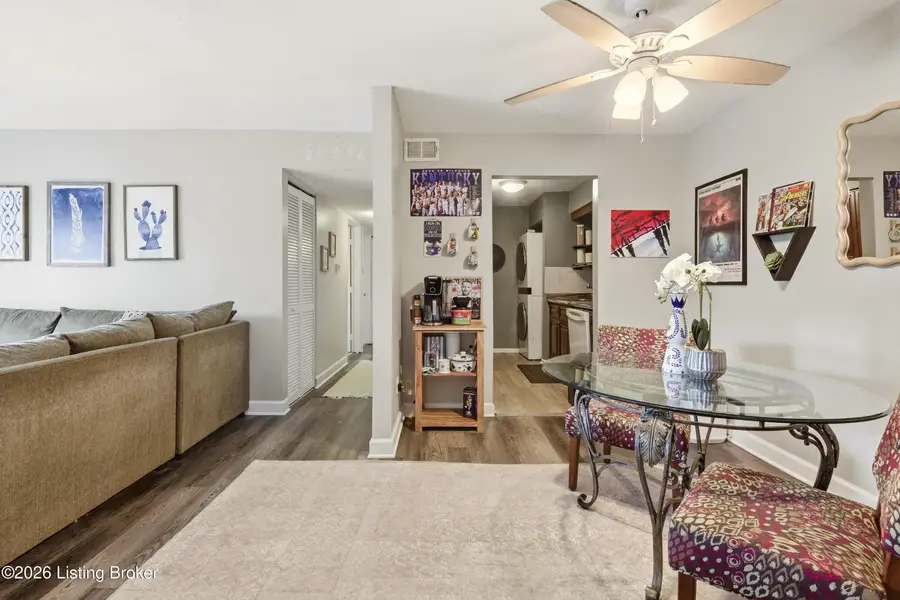 3506 Lodge Ln #APT 326, Louisville, KY 40218 - #3