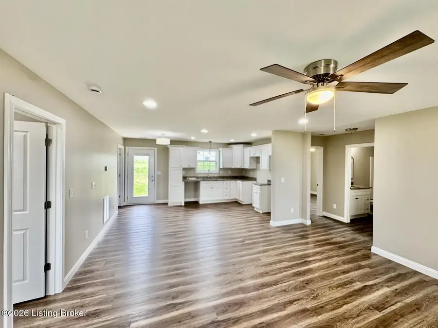 1556 Old Perryville Loop, Springfield, KY 40069 - #3