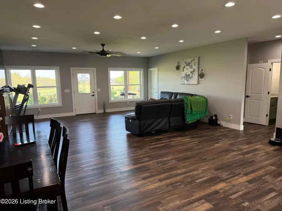 560 Deer Creek Rd, Bloomfield, KY 40008 - #3