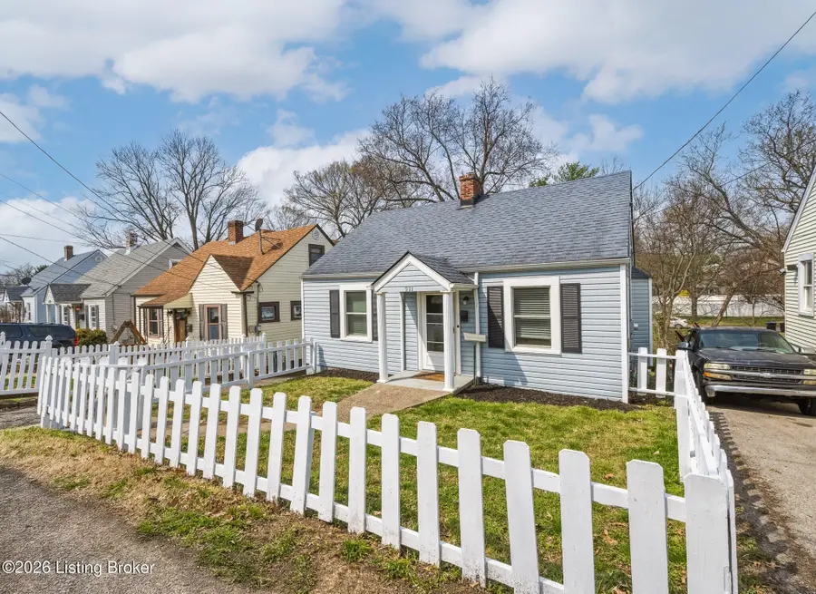 911 Mckinley Ave, Louisville, KY 40217 - #3