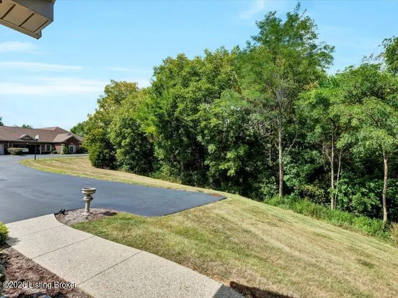 17515 Vintage Cir, Louisville, KY 40245 - #3