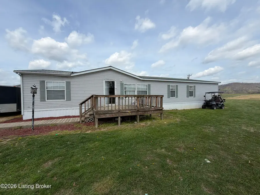 910 E Calvary Rd, Campbellsville, KY 42718 - #2