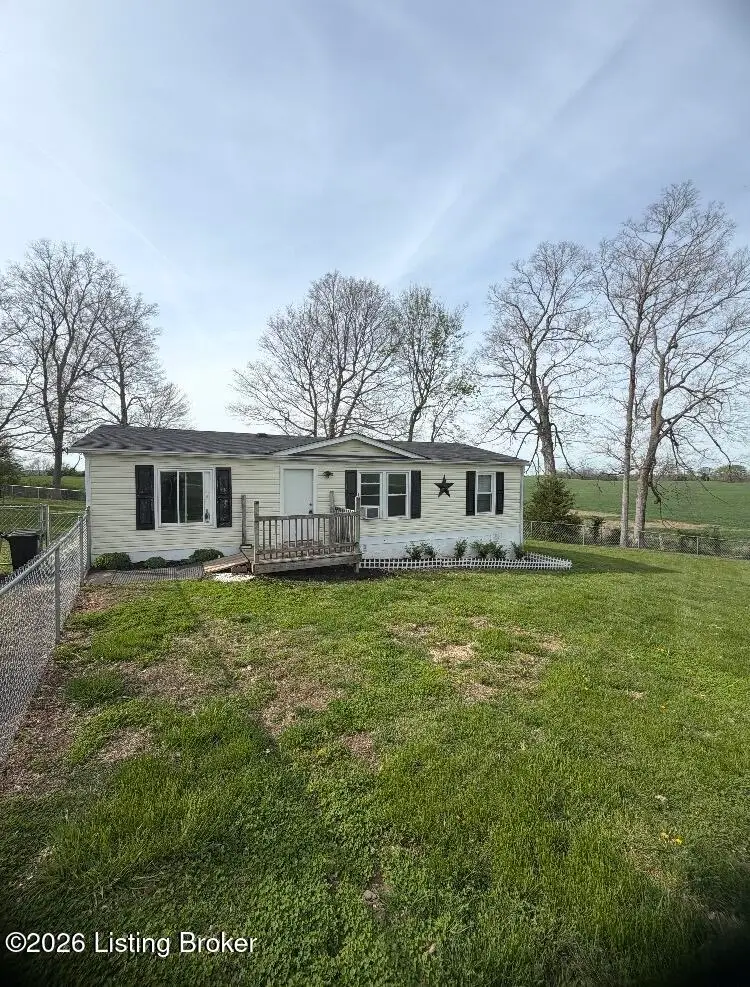 8460 Bloomfield Rd, Bloomfield, KY 40008 - #2