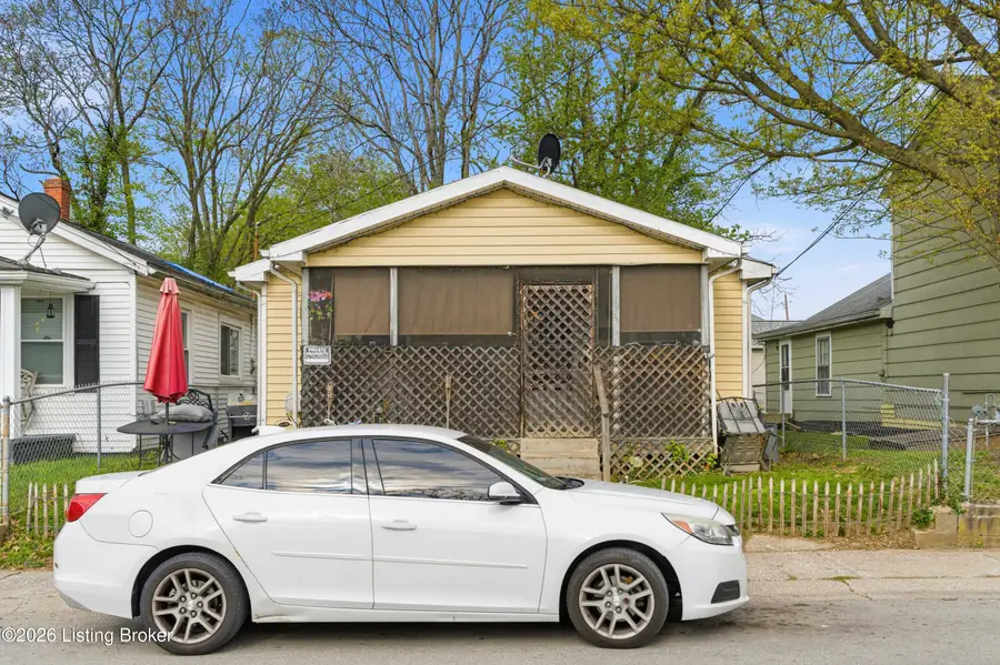 104 Martin Luther King Junior St, Shelbyville, KY 40065 - #2