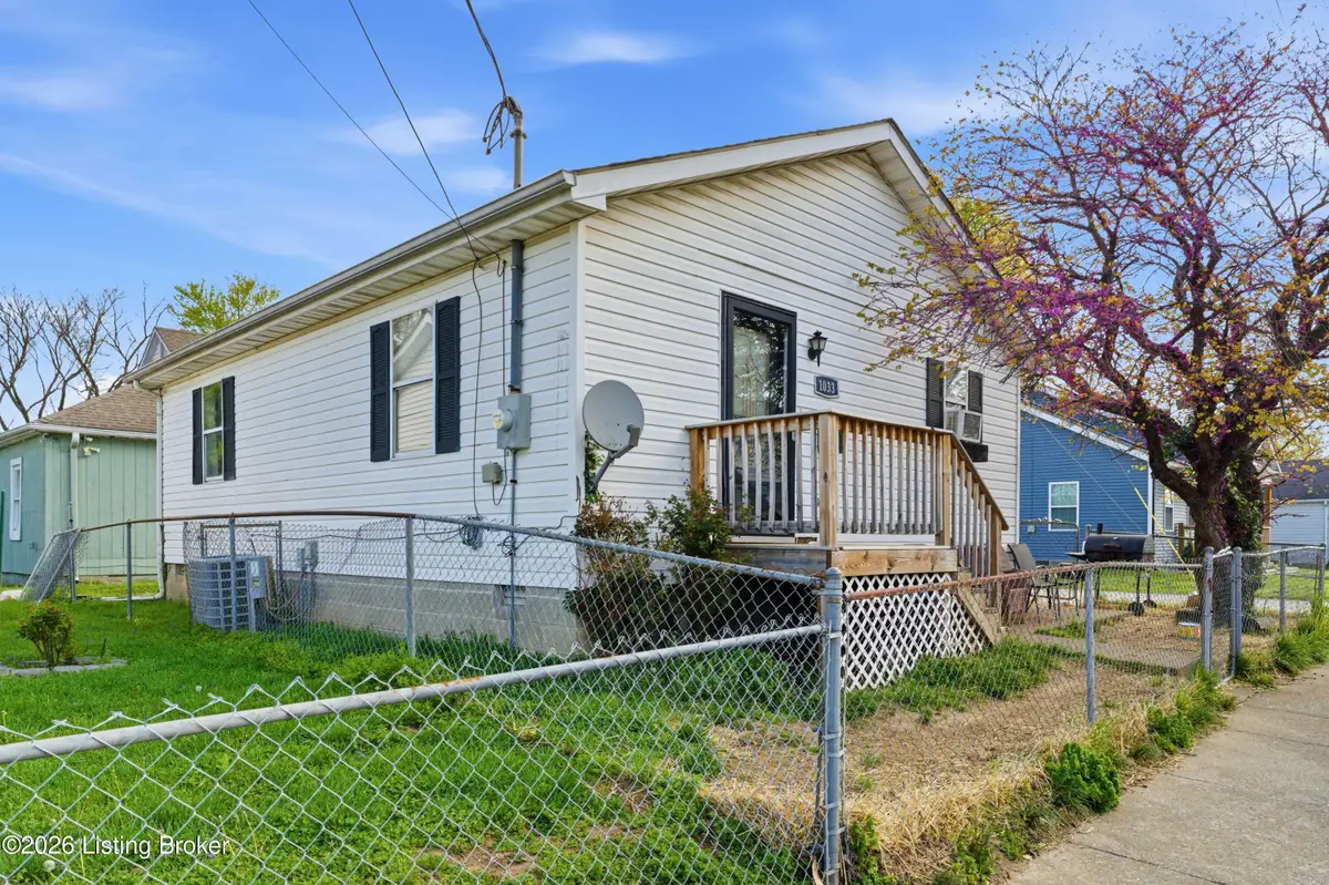 1033 High St, Shelbyville, KY 40065 - #1