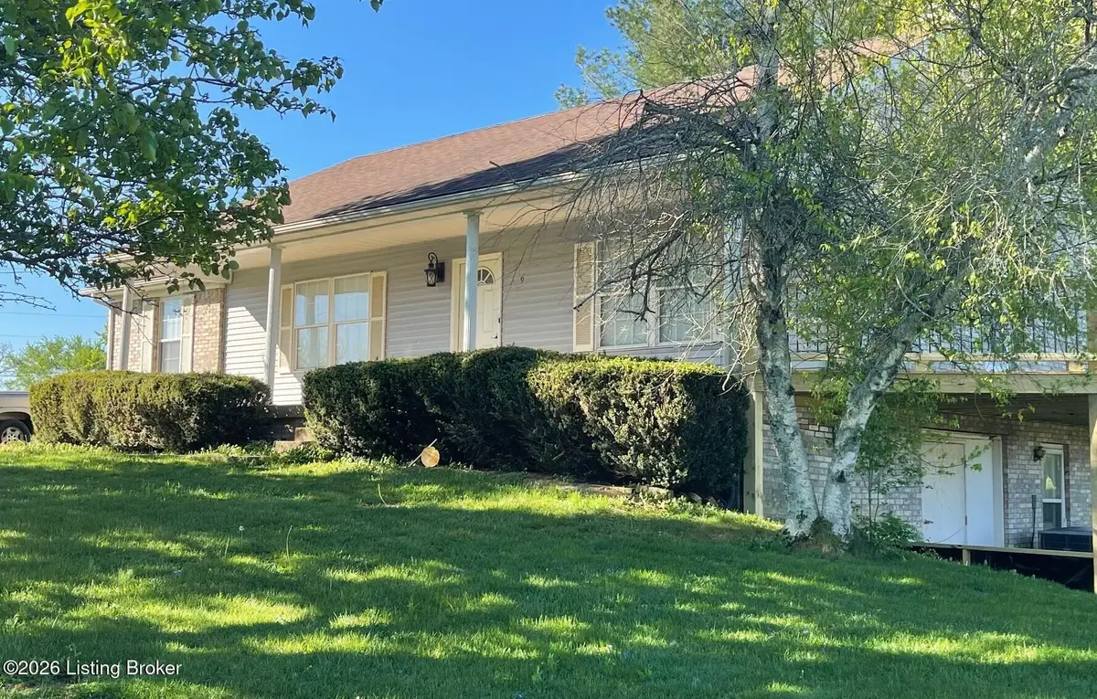 519 Kelly Dr, Taylorsville, KY 40071 - #1