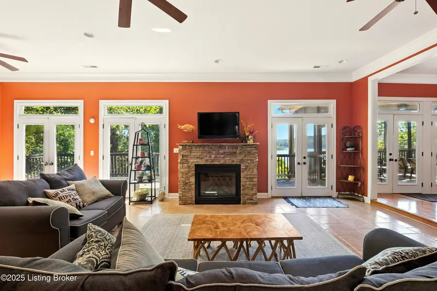 348 Lakeshore Dr, Leitchfield, KY 42754 - #3