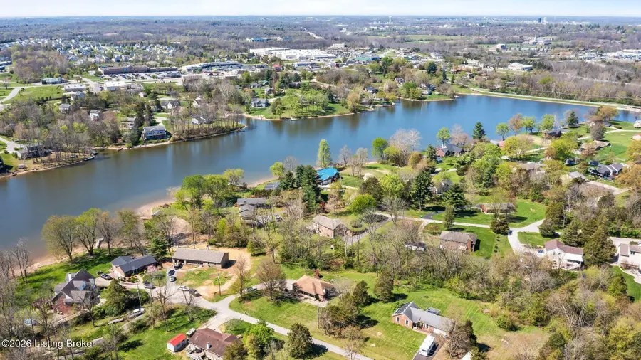 1609 Pleasure Cove Dr, La Grange, KY 40031 - #2