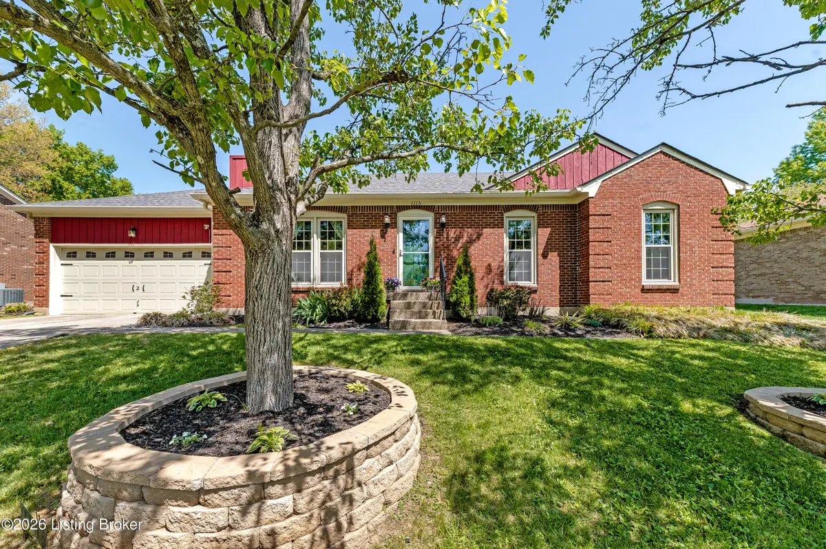 1115 Cliffwood Dr, Goshen, KY 40026 - #1