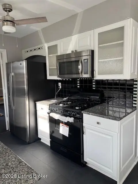 10110 Timberwood Cir, Louisville, KY 40223 - #2