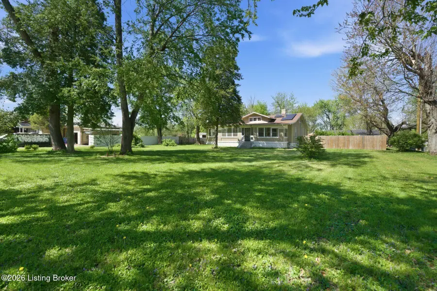 2029 Rockford Ln, Louisville, KY 40216 - #2