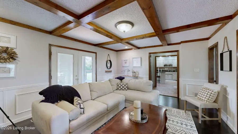 1039 Cobblestone Cir, Pioneer Village, KY 40165 - #3