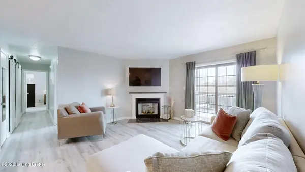 9810 Whipps Mill Rd #UNIT 4, Louisville, KY 40223