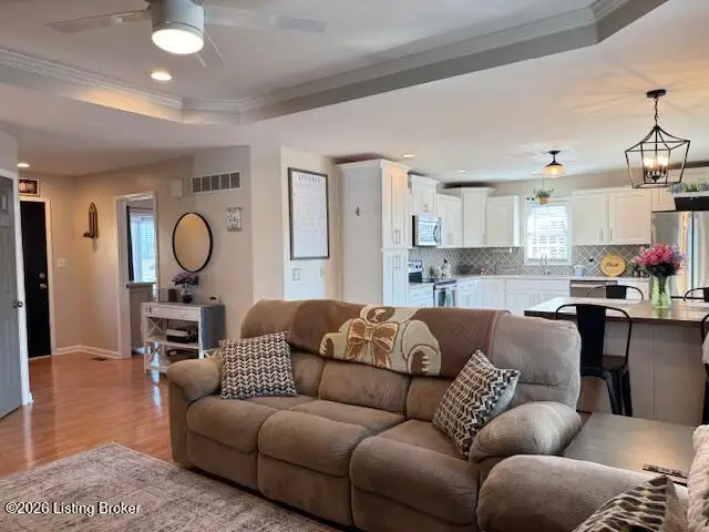 7214 Hassock Dr, Louisville, KY 40258 - #3