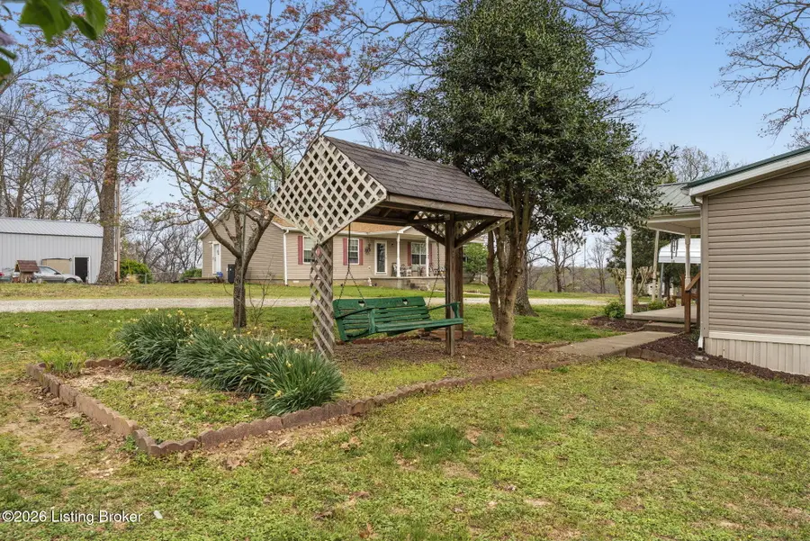 232 Stonegate Dr, Leitchfield, KY 42754 - #3
