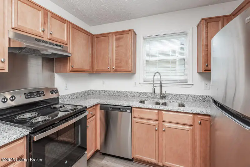 3223 Herman St, Louisville, KY 40212 - #3