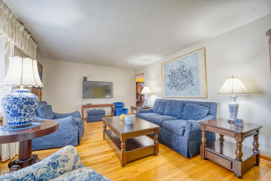 3 Ava Ct, Louisville, KY 40216 - #3