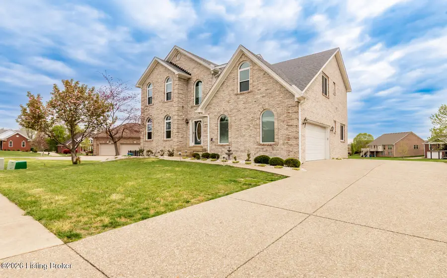 10810 Bardstown Woods Blvd, Louisville, KY 40291 - #2