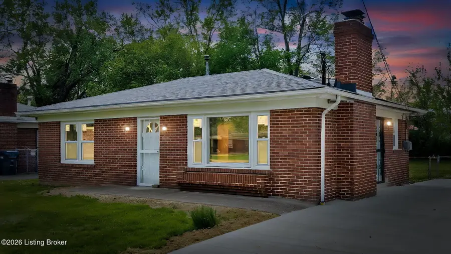 5108 Stewart Dr, Louisville, KY 40216 - #2