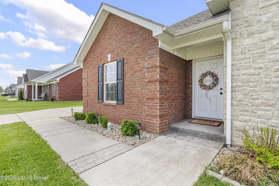 83 Cormans Crossing Blvd, Coxs Creek, KY 40013 - #2