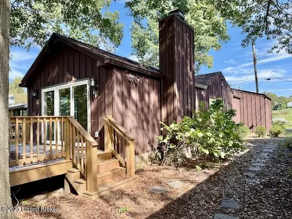 6111 Front St, Westport, KY 40077