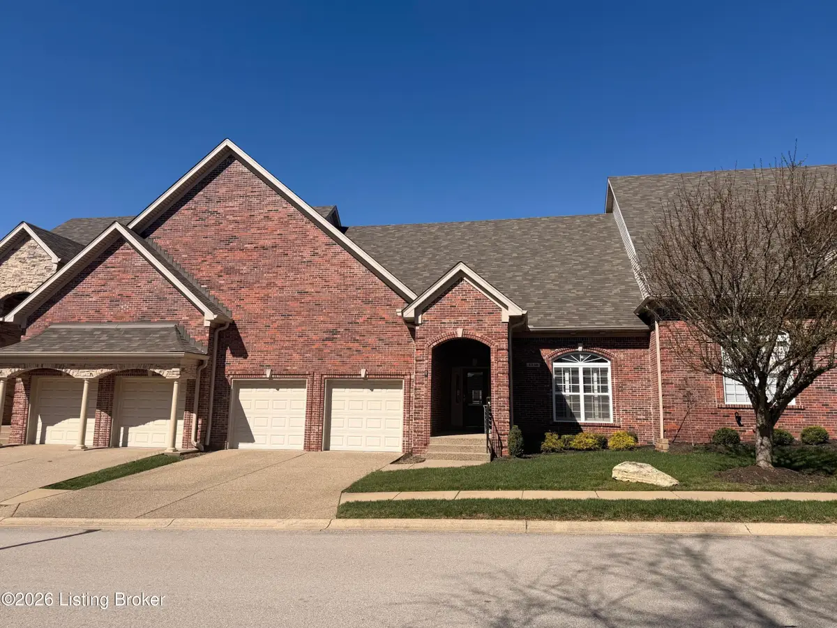 3336 Ridge Brook Cir, Louisville, KY 40245 - #1
