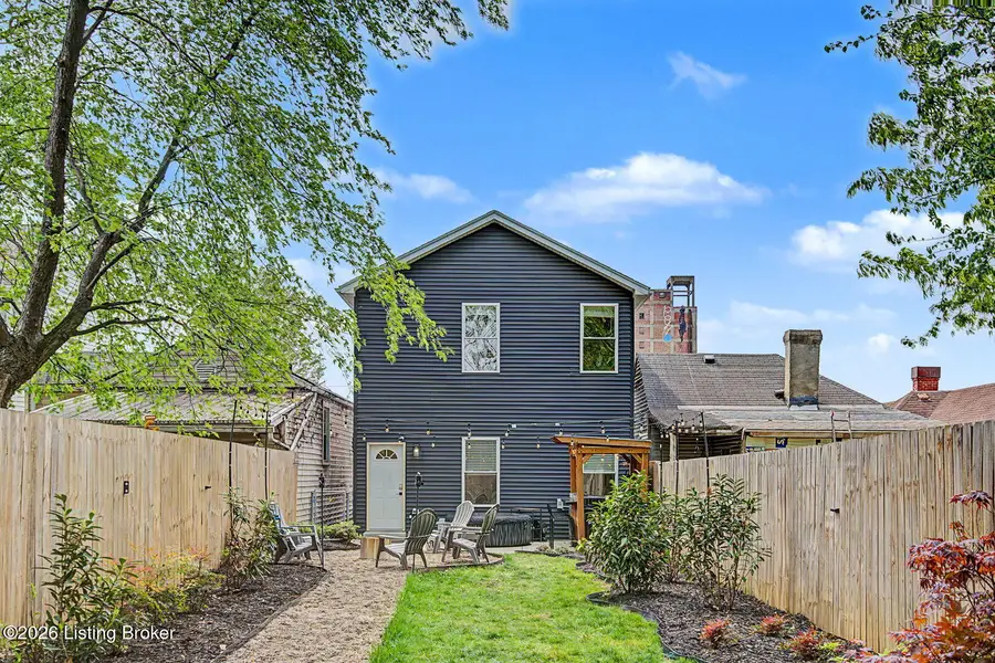 817 Swan St, Louisville, KY 40204 - #2
