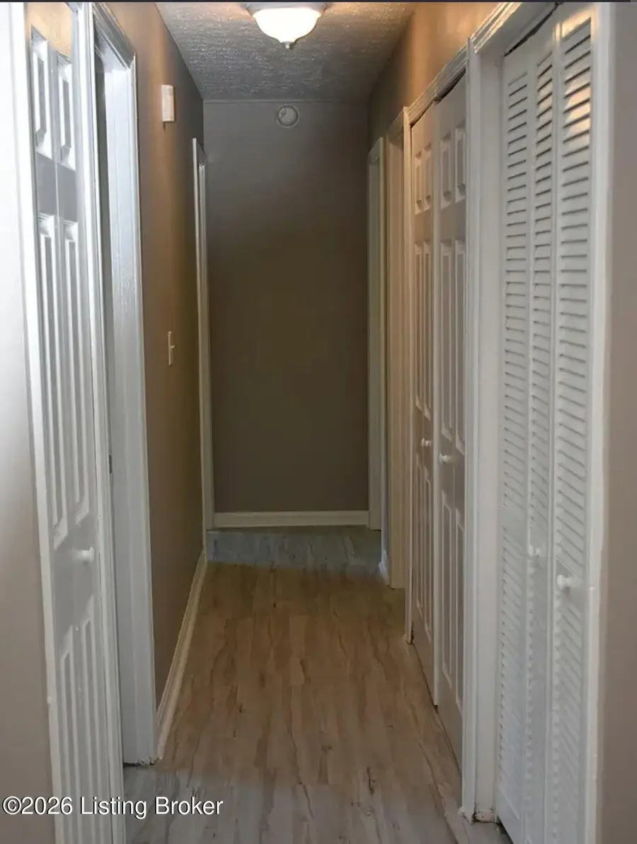 130 Bivins Ct, Radcliff, KY 40160 - #3