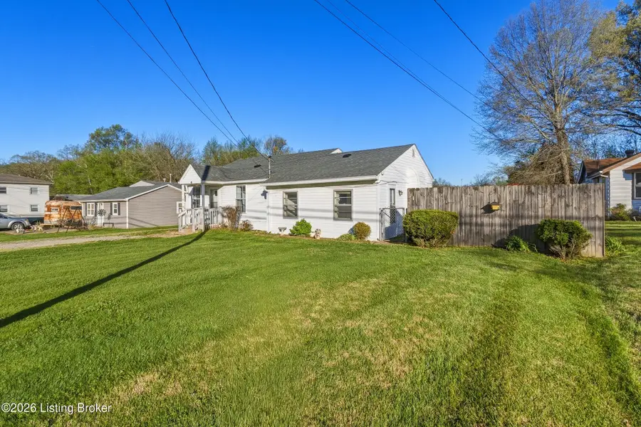 10710 Harrison Ln, Fairdale, KY 40118 - #3