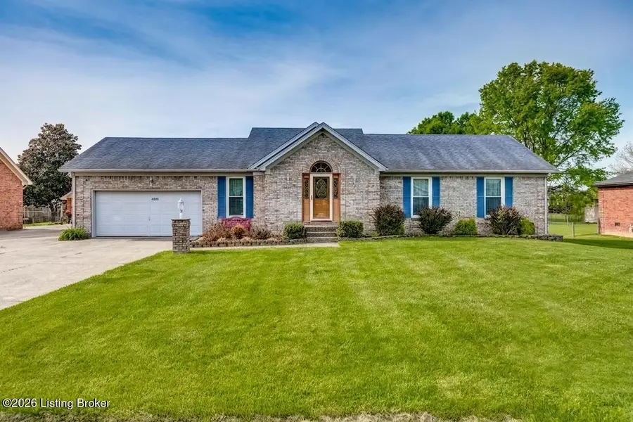 4628 Springdale Ct, Louisville, KY 40229 - #2