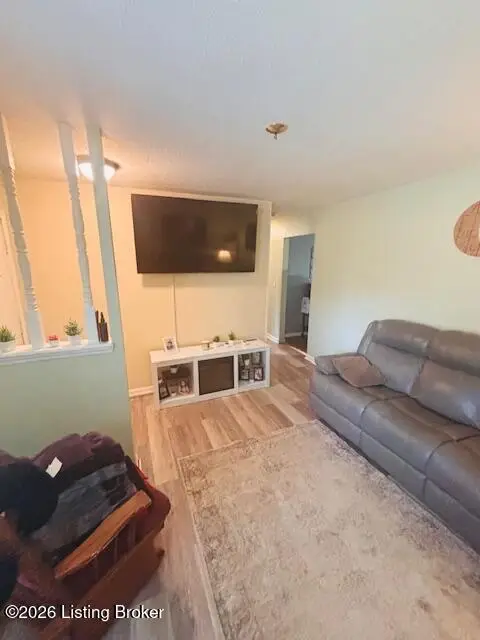 4206 Sanford Ave, Louisville, KY 40218 - #2