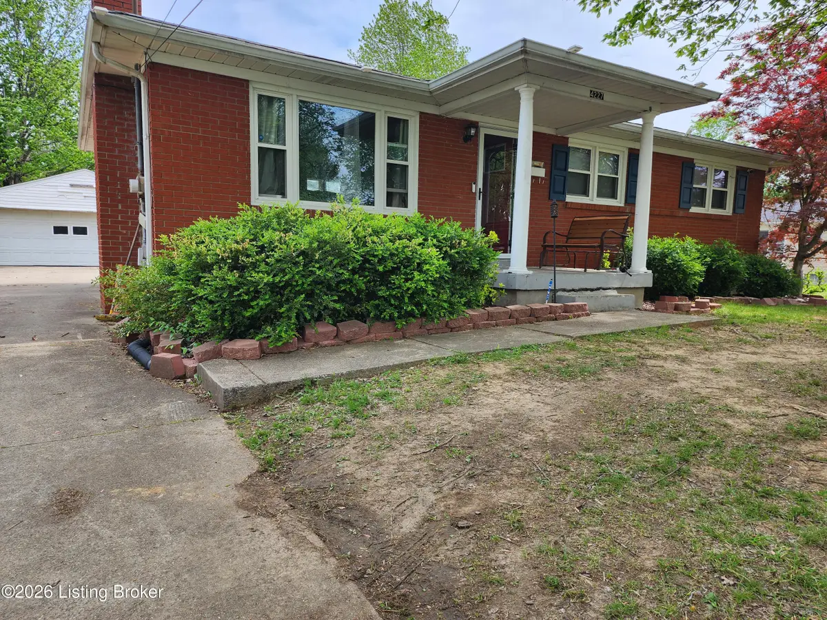 4227 Bayberry Dr, Louisville, KY 40216 - #1