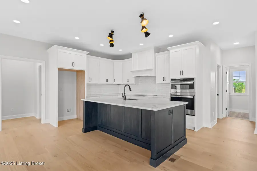 32 Dalton Dr, Fisherville, KY 40023 - #2