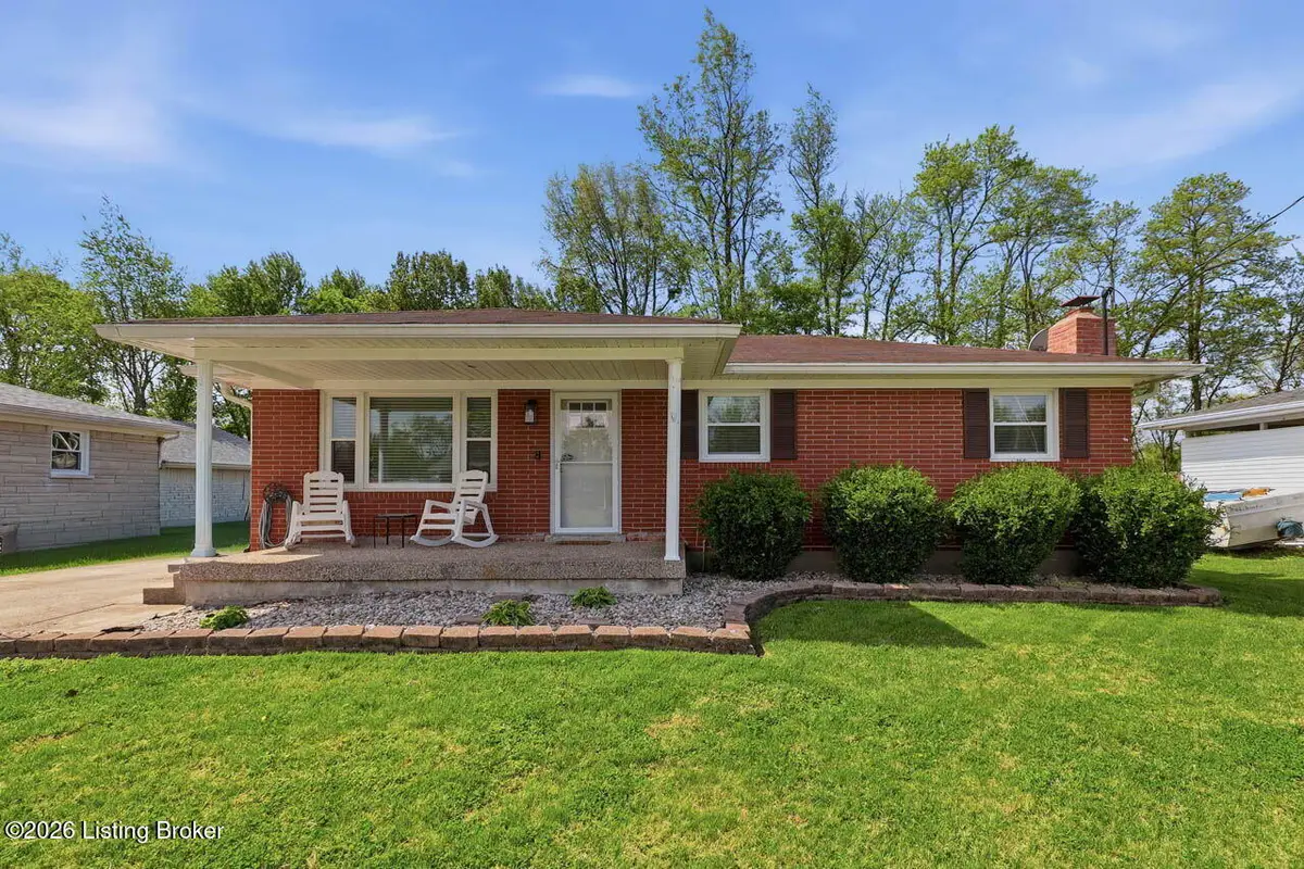 3212 1/2 Huberta Dr, Louisville, KY 40216 - #1