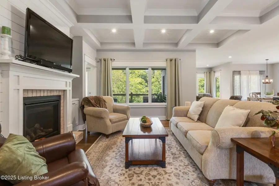 17511 Shakes Creek Dr, Fisherville, KY 40023 - #2