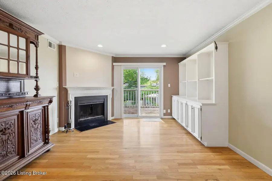 1935 Gardiner Ln #D62, Louisville, KY 40205 - #2