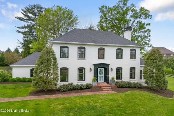 6211 Innes Trace Rd, Louisville, KY 40222