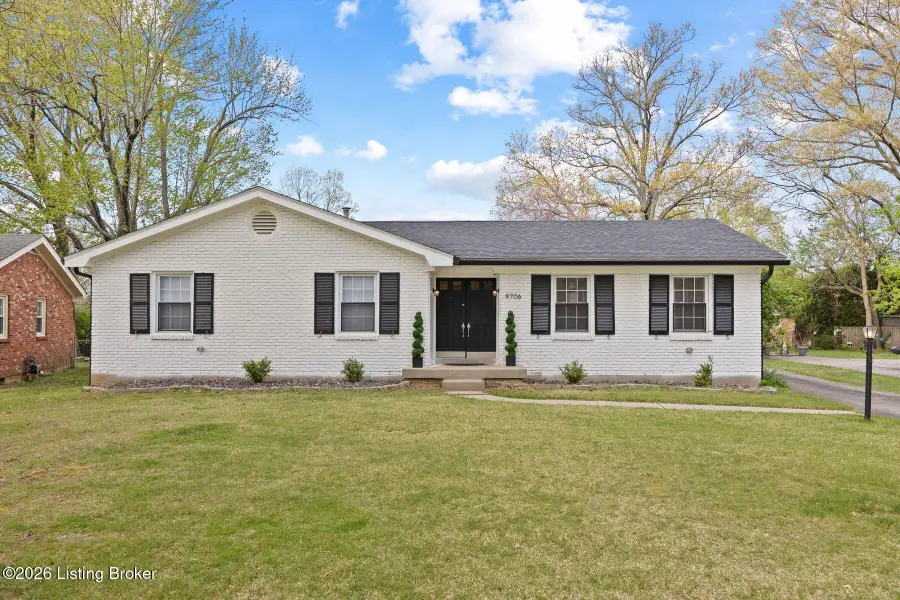 9706 Lanesboro Way, Louisville, KY 40242 - #2