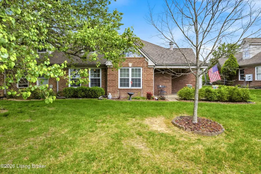 4445 Southbridge Ct, Louisville, KY 40272 - #3