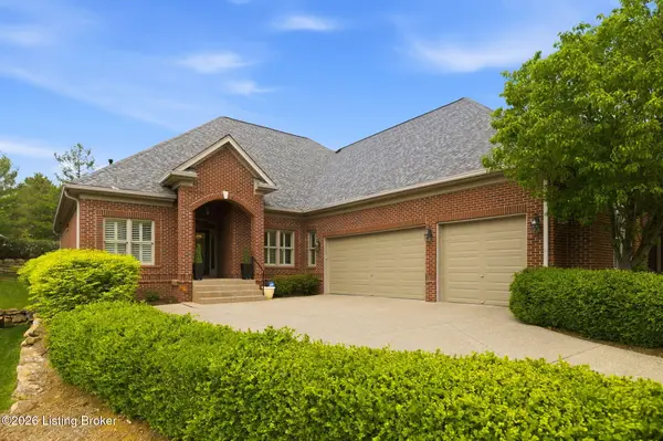 306 Lanai Ct, Louisville, KY 40245