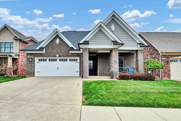 9329 Cross Meadows Cir, Louisville, KY 40291