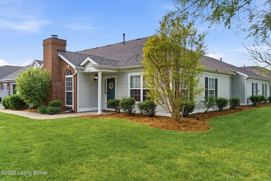 8604 Forest Way Dr, Louisville, KY 40258 - #2