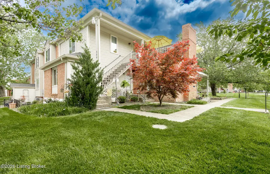 344 Rosewood Dr, Louisville, KY 40223 - #2