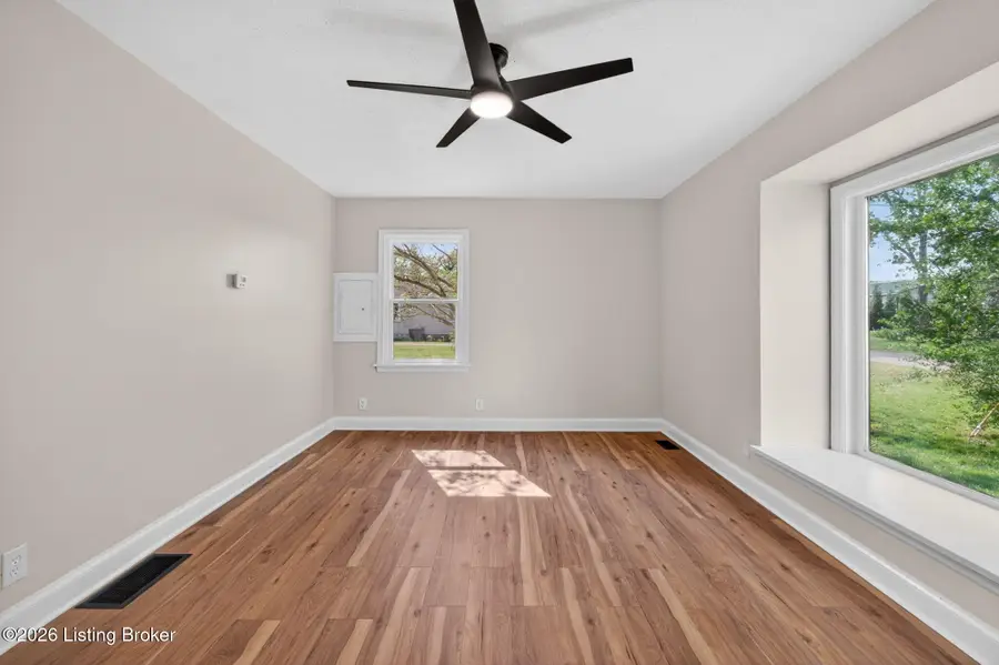 4217 Kenton Ave, Louisville, KY 40213 - #3