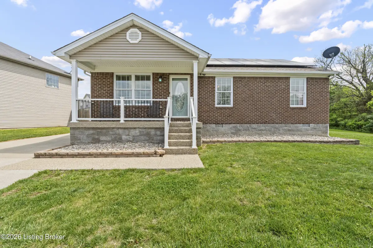 309 Meadowcrest Dr, Mount Washington, KY 40047 - #1