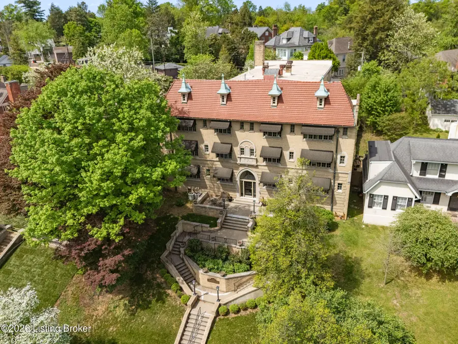 2519 Cherokee Pkwy #APT 1, Louisville, KY 40204 - #2